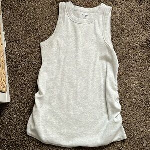 Old navy light gray ribbed maternity tank size L